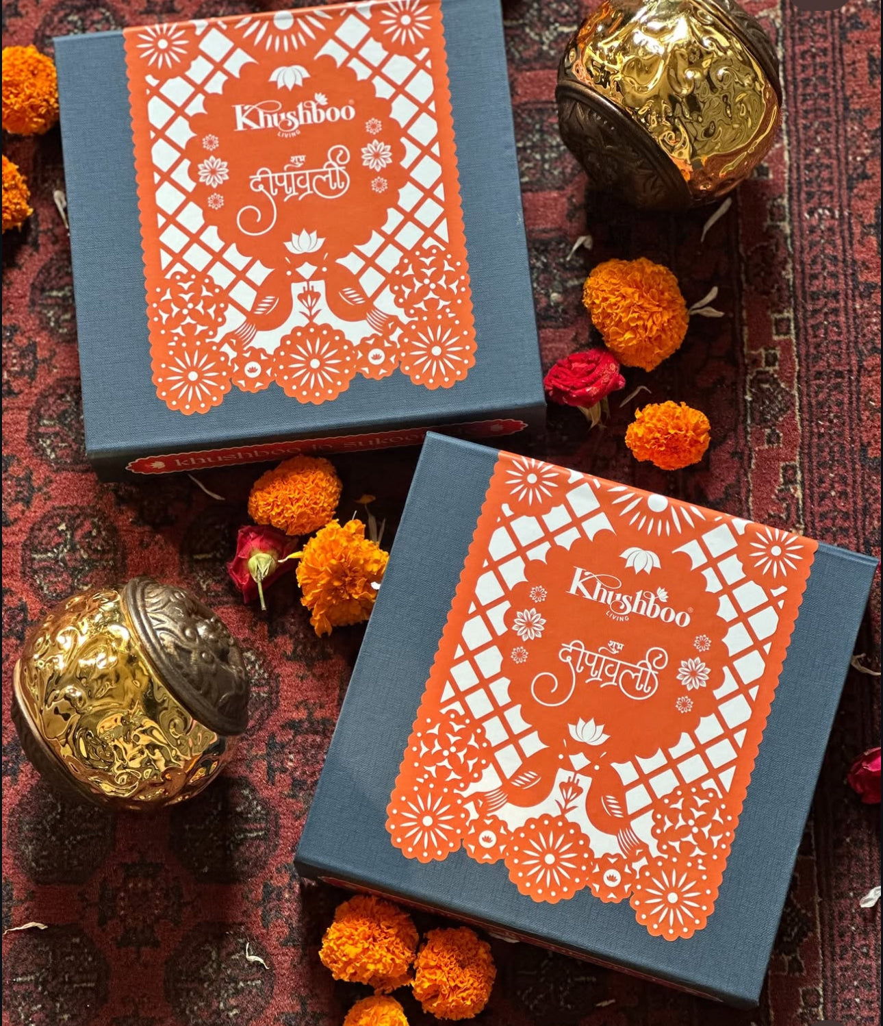 Suvarna big Candles Flower Urli